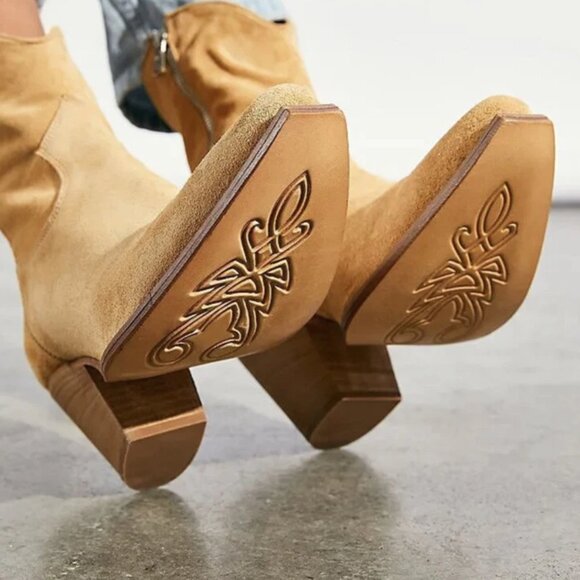 Vero Cuoio Suede Brayden Western Boots - Picture 2 of 4